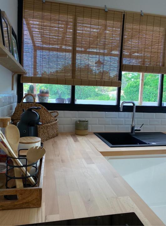 Le Pool House Bed & Breakfast Nimes Ngoại thất bức ảnh